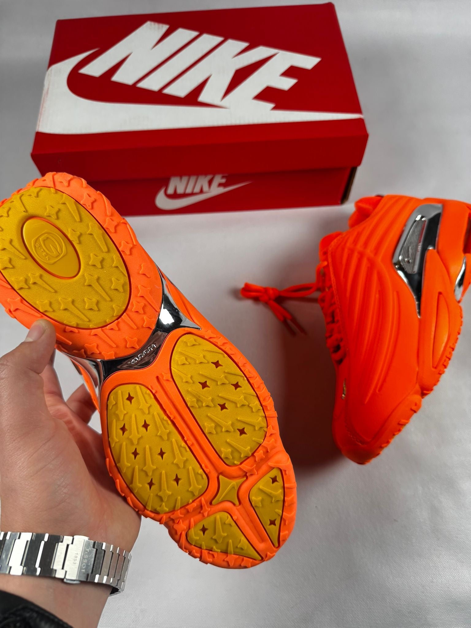 NIKE NOCTA "naranjas"