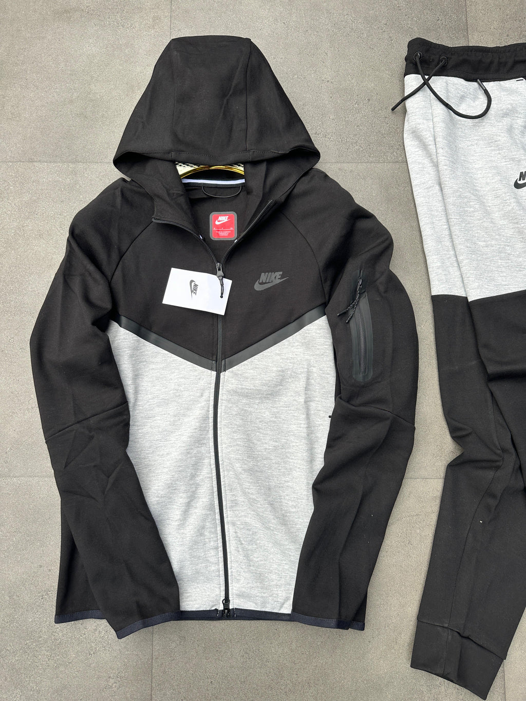 Chándal Nike tech