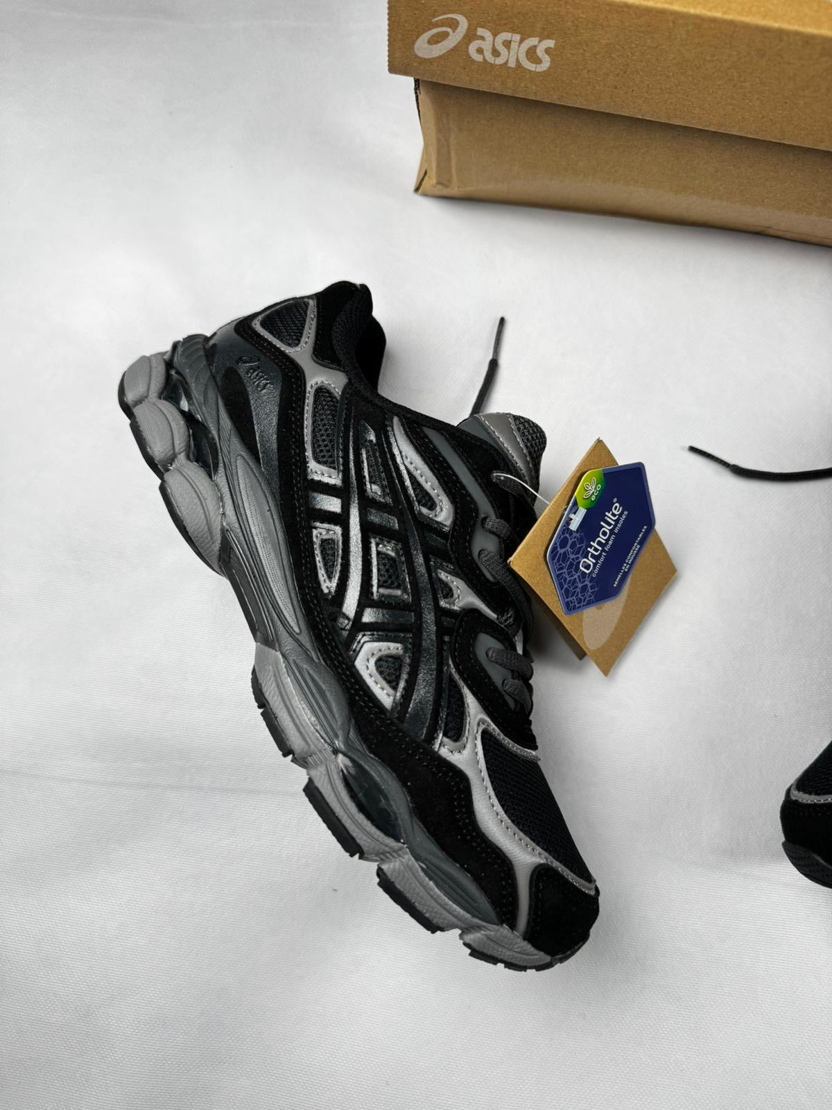 ASICS GEL "Negras"