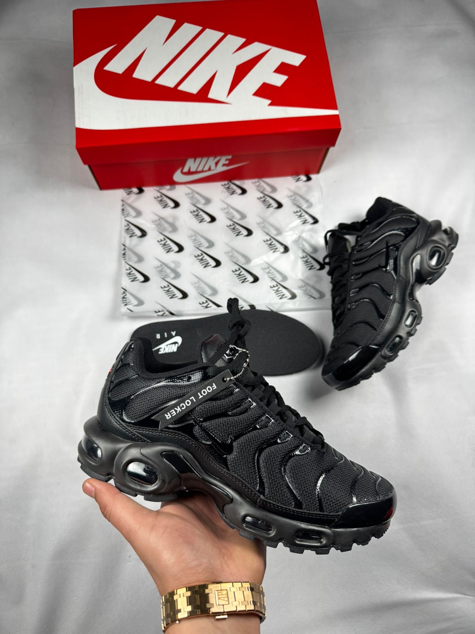 NIKE TN "Negras"