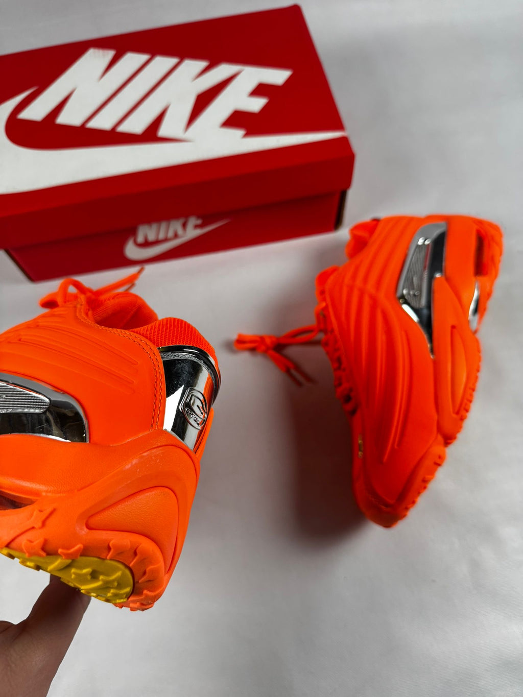 NIKE NOCTA "naranjas"