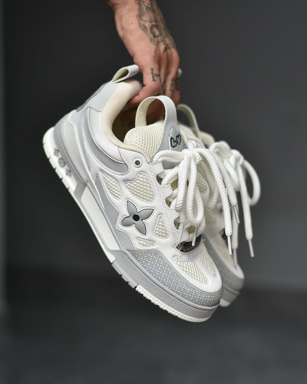 LOUIS VUITTON SKATE "Grises"