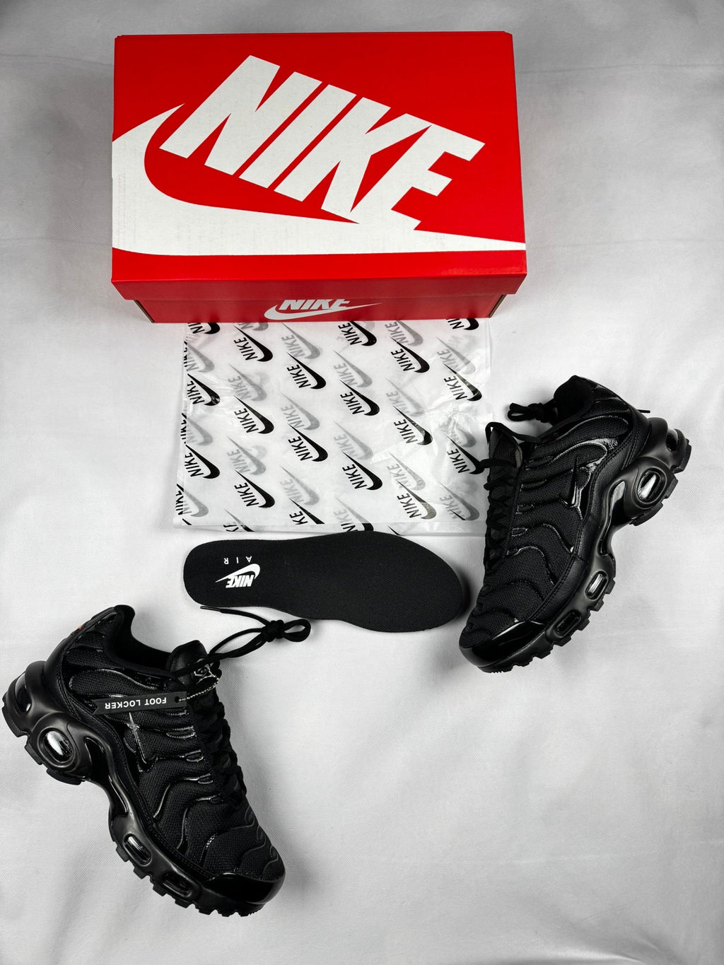 NIKE TN "Negras"
