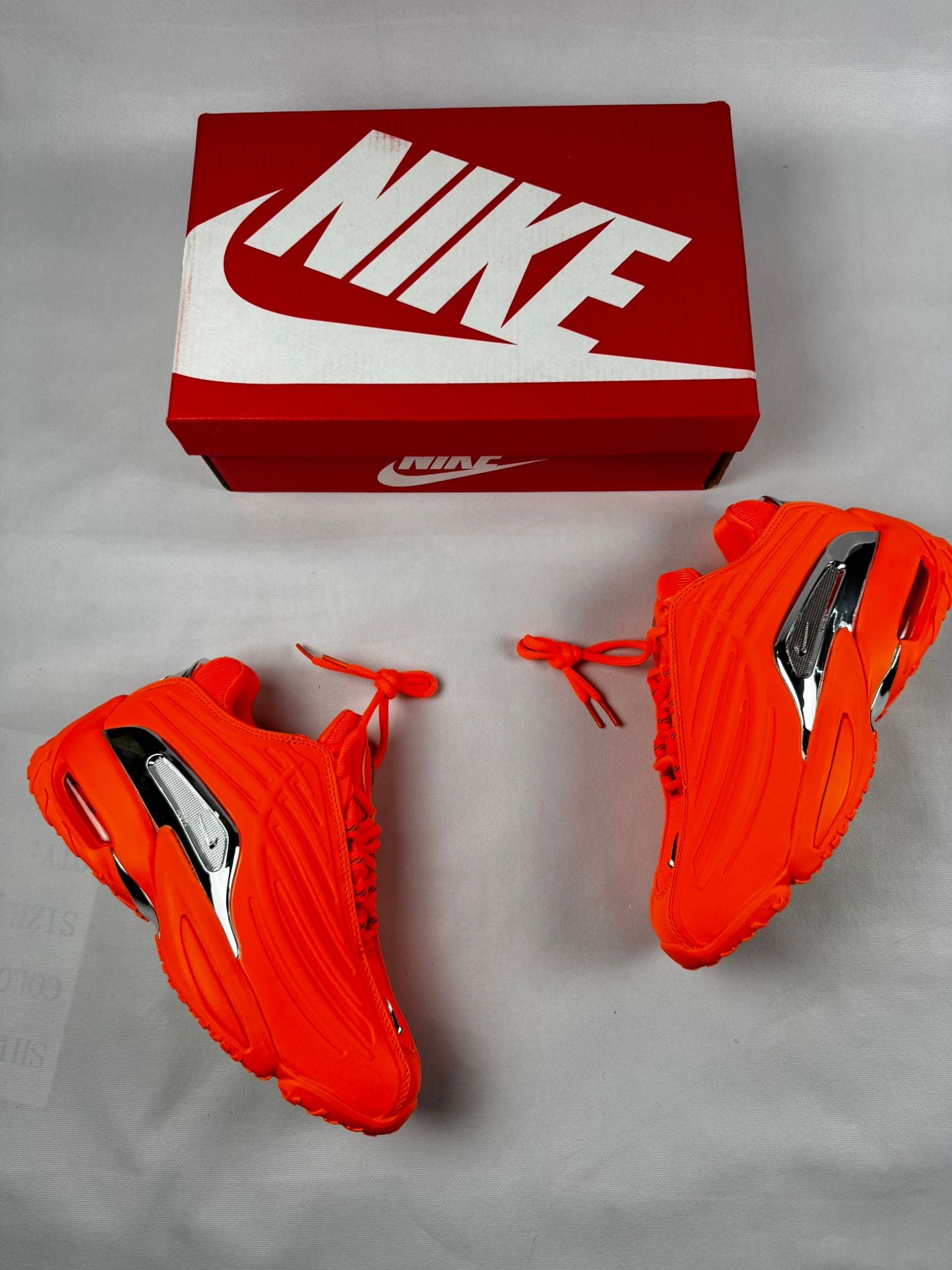 NIKE NOCTA "naranjas"