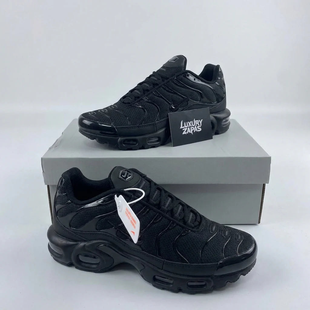 NIKE TN "Negras"