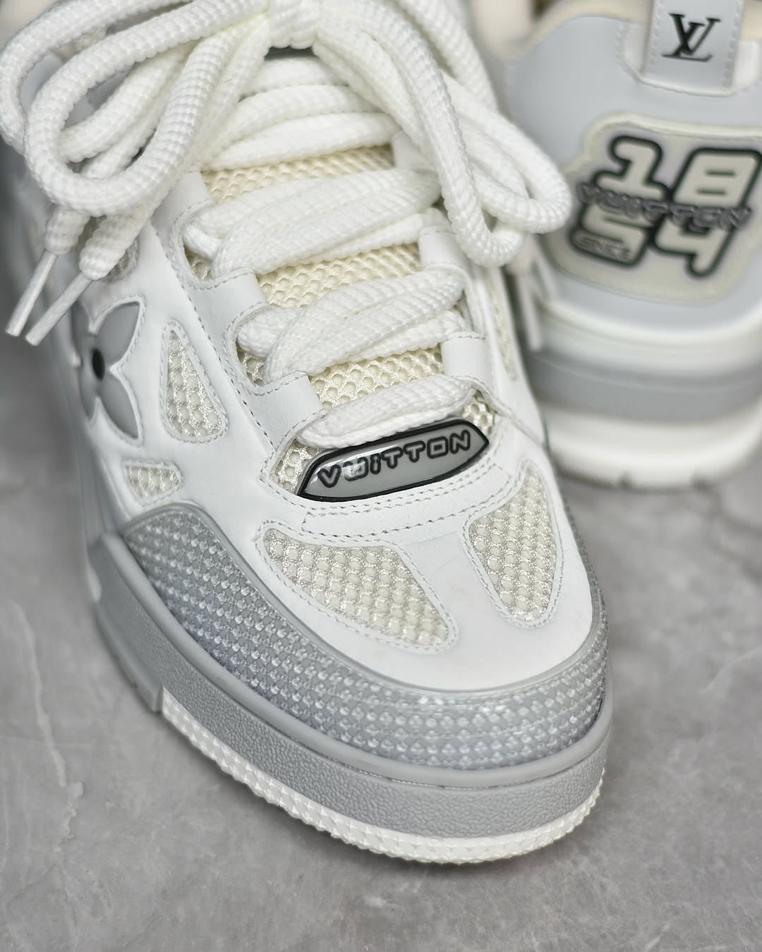 LOUIS VUITTON SKATE "Grises"