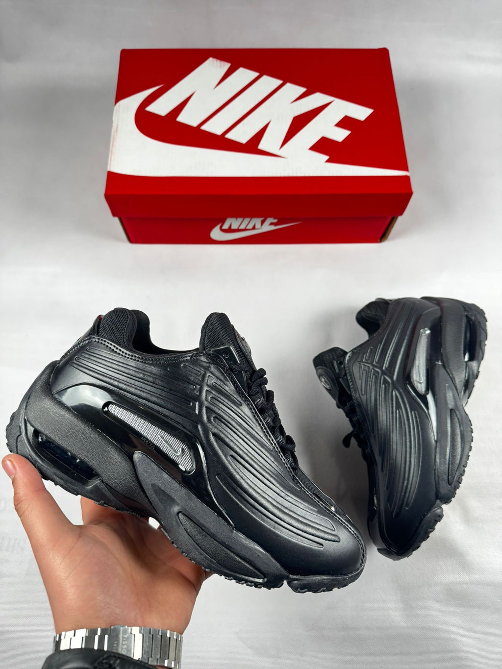 NIKE NOCTA "Negras"