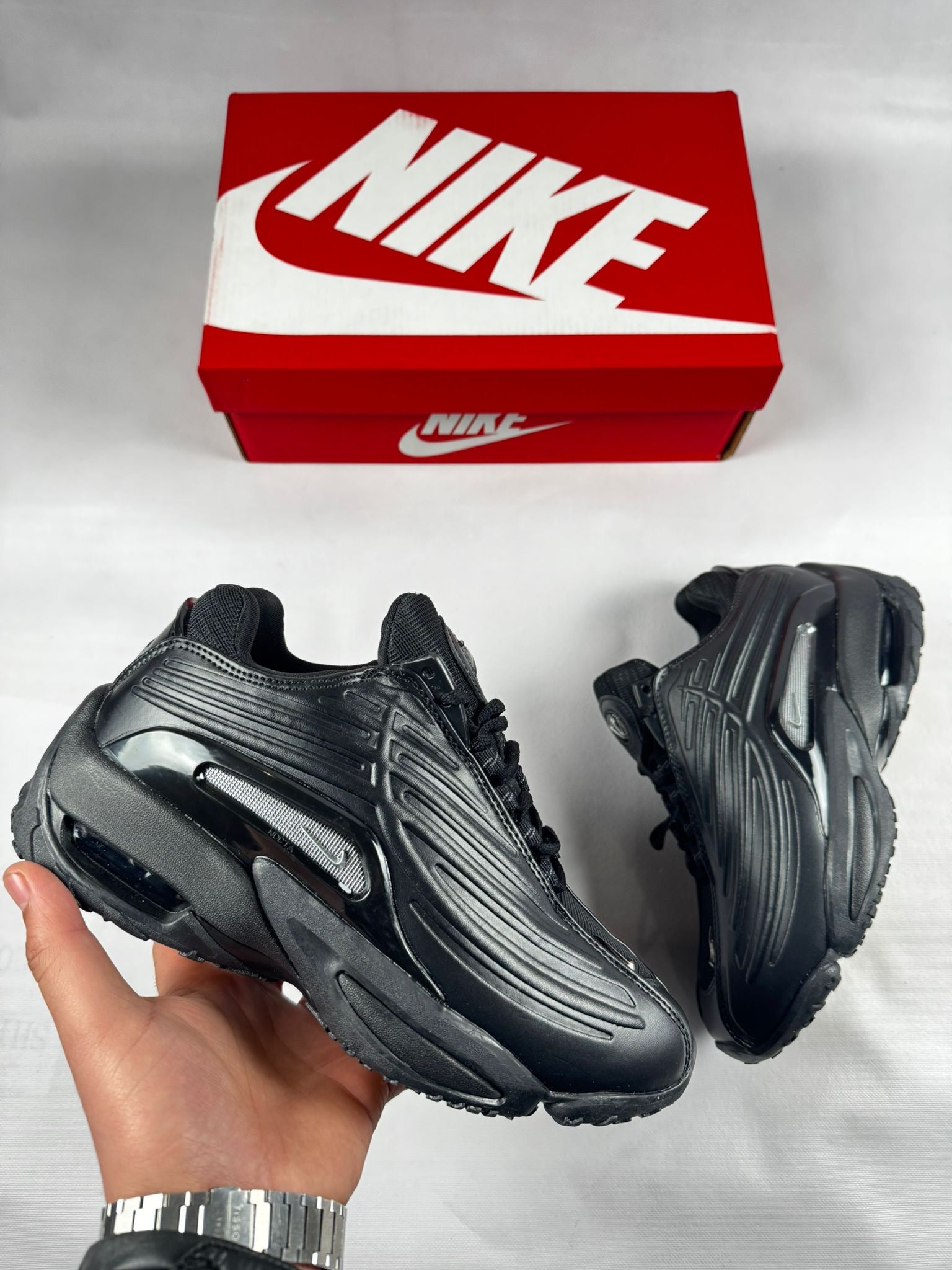 NIKE NOCTA "Negras"