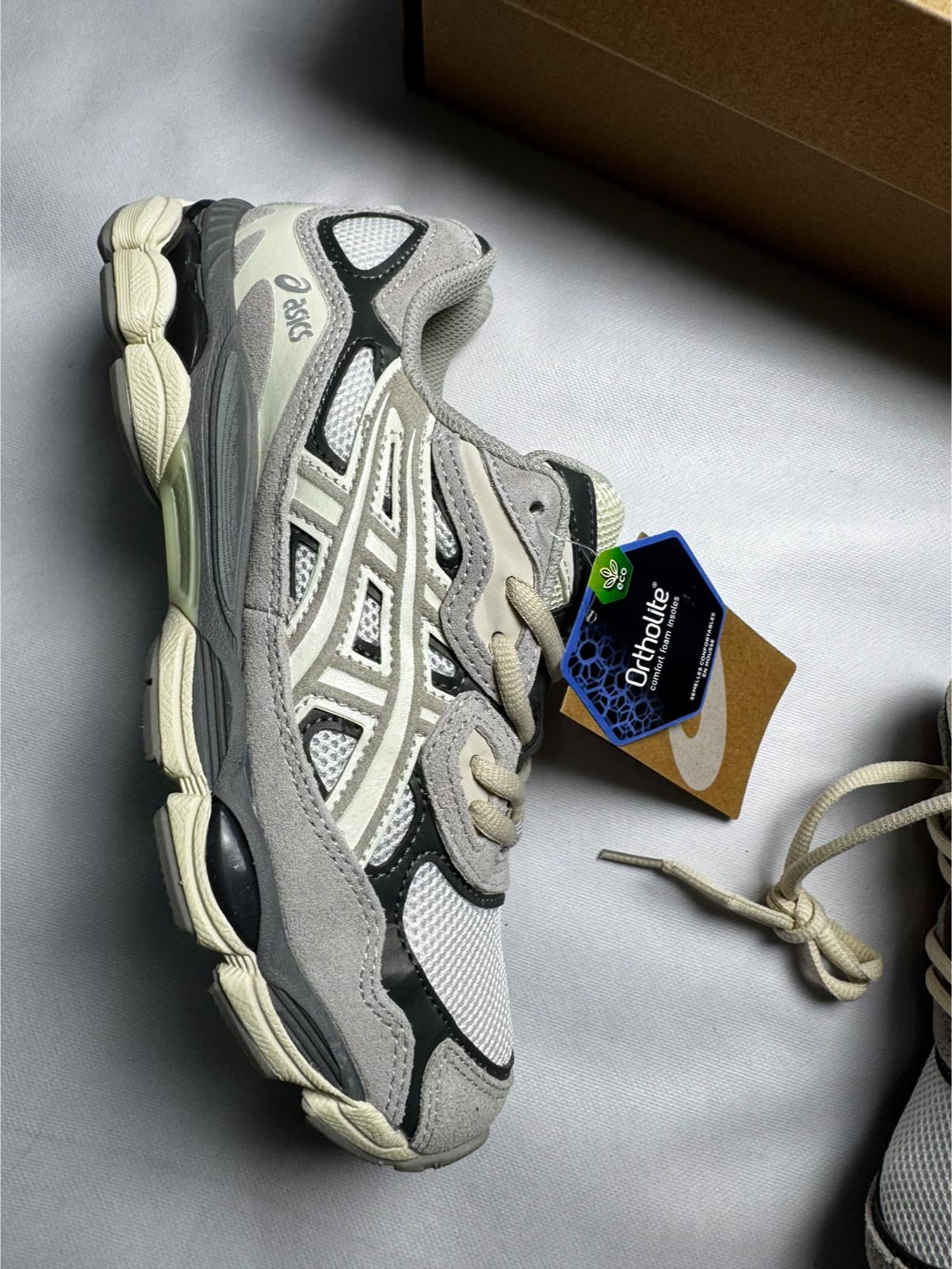 ASICS GEL "Beige"