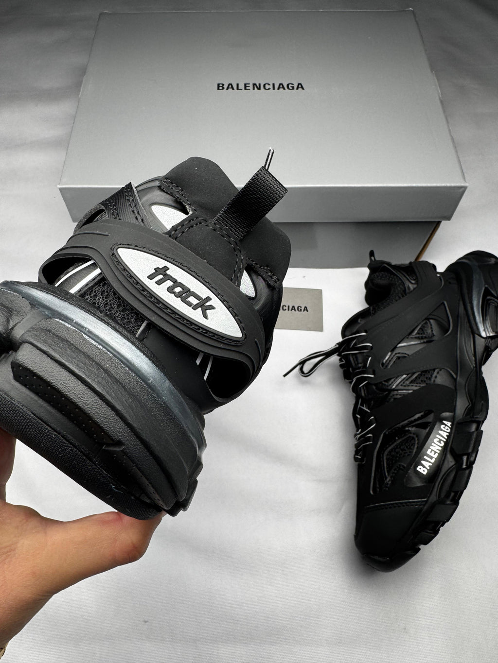 BALENCIAGA TRACK "Negras"