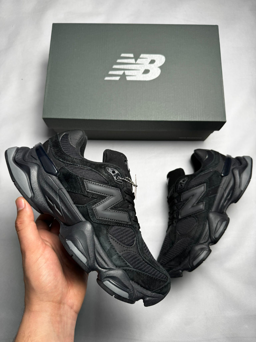NB 9060 "Black"